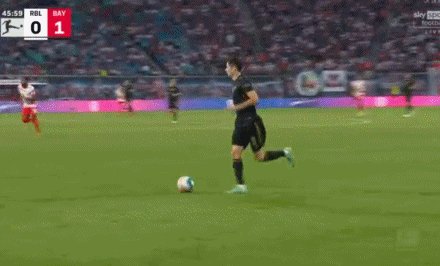 1631389679070041190.gif
